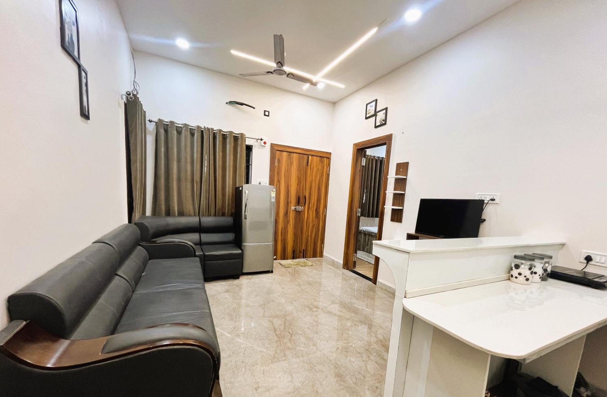 Shree Stay Inn Luxe' Holiday Home อุจเจน ภายนอก รูปภาพ